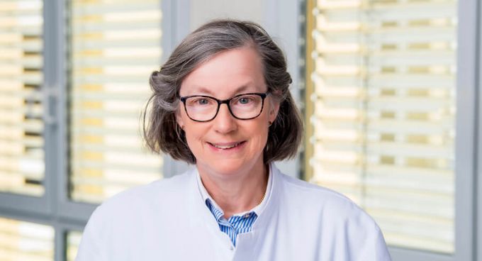 Dr. Charlotte van Erckelens