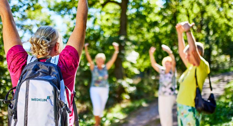 Mit Waldtherapeutin Anna Faigle die Wirkung der Natur genießen.