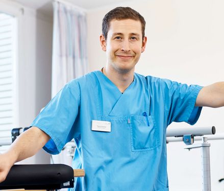 Wie Physiotherapie schwer betroffenen Patienten wieder in den Alltag hilft